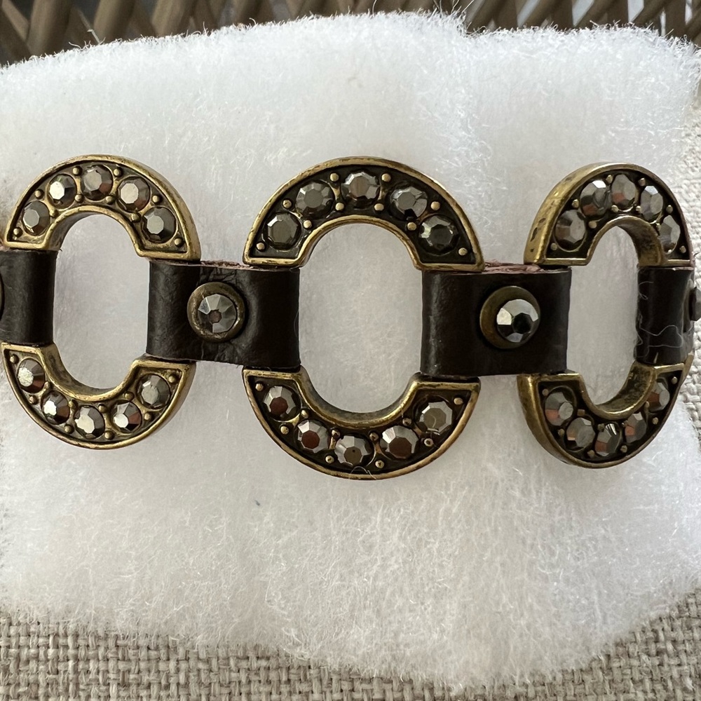 BEKER Brand - Leather Bracelet with Rhinestones